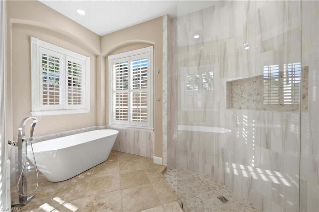 1805 Harbour Cir, Cape Coral, photo 32