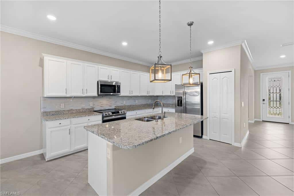 11884 Arbor Trace Dr, Fort Myers, photo 6