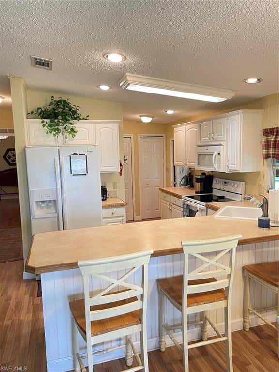 26256 Squire Ln, Bonita Springs, photo 10