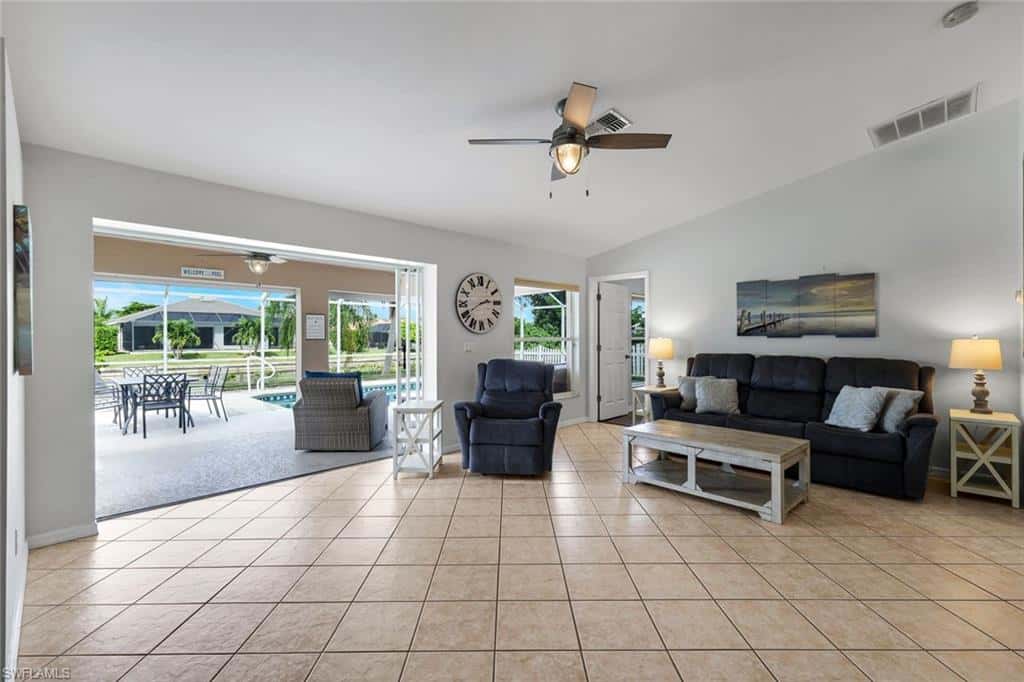615 39th Ter, Cape Coral, photo 6