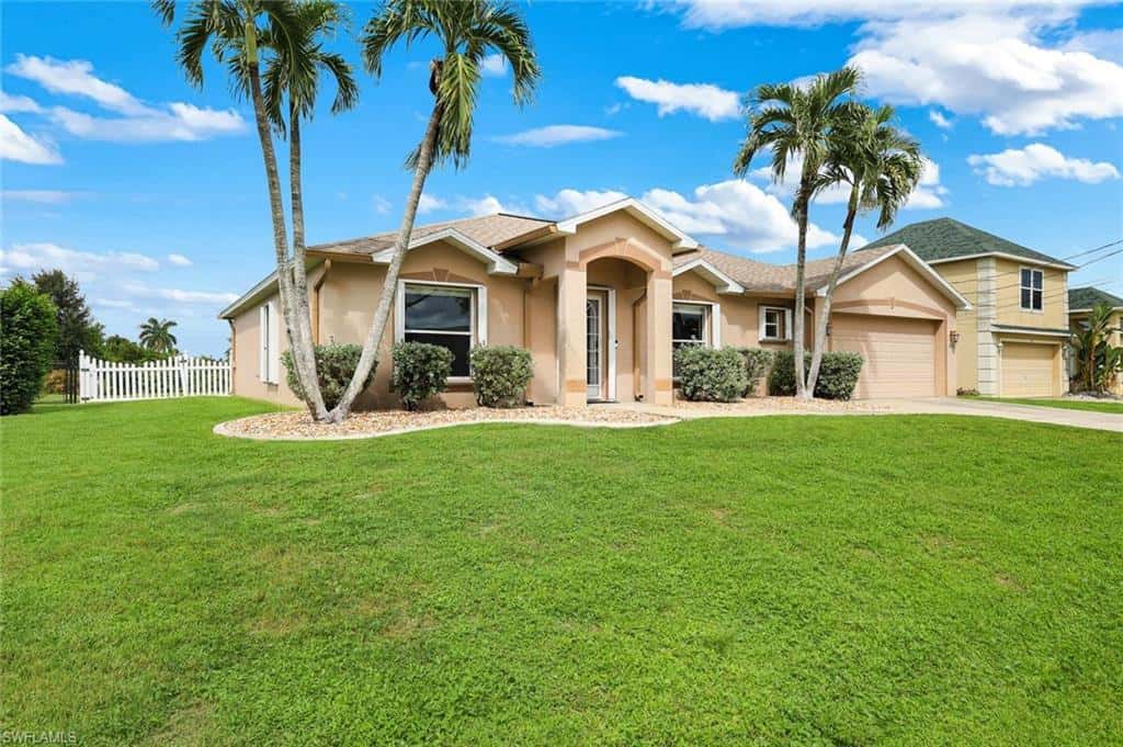 615 39th Ter, Cape Coral, photo 42