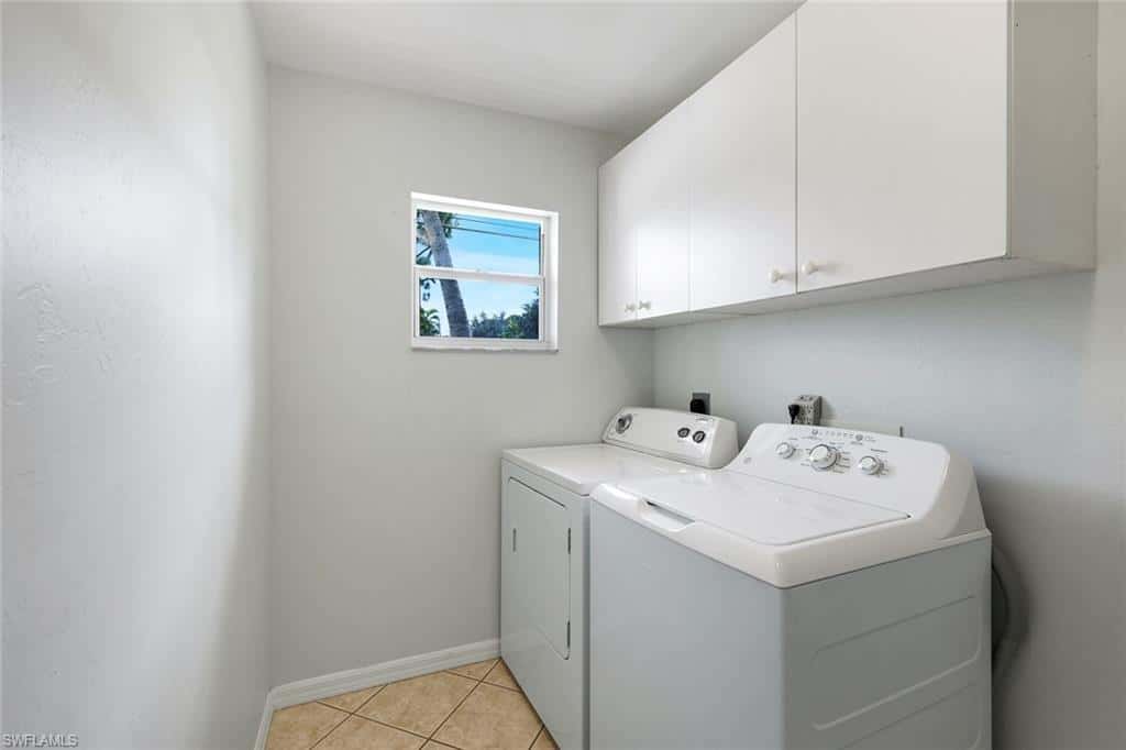 615 39th Ter, Cape Coral, photo 22