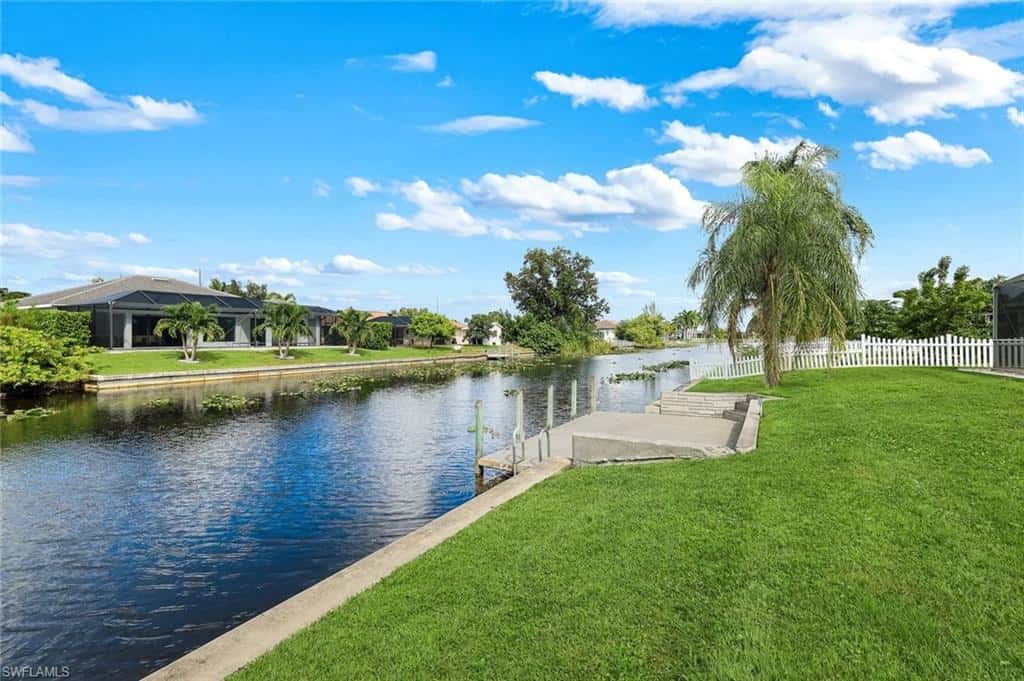 615 39th Ter, Cape Coral, photo 29