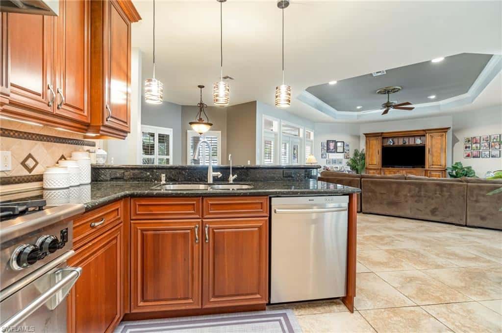15753 Caloosa Creek Cir, Fort Myers, photo 17