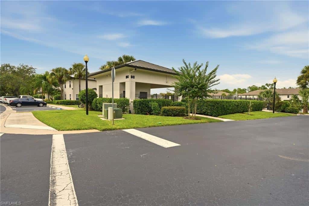 9097 Gervais Cir #1808, Naples, photo 30