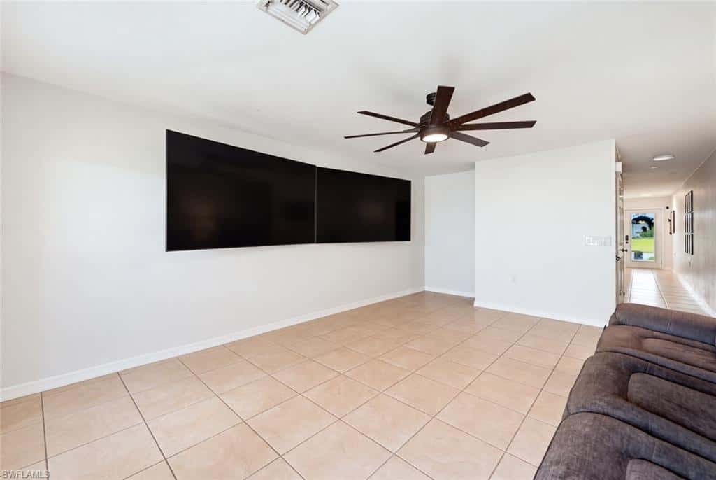 9097 Gervais Cir #1808, Naples, photo 4