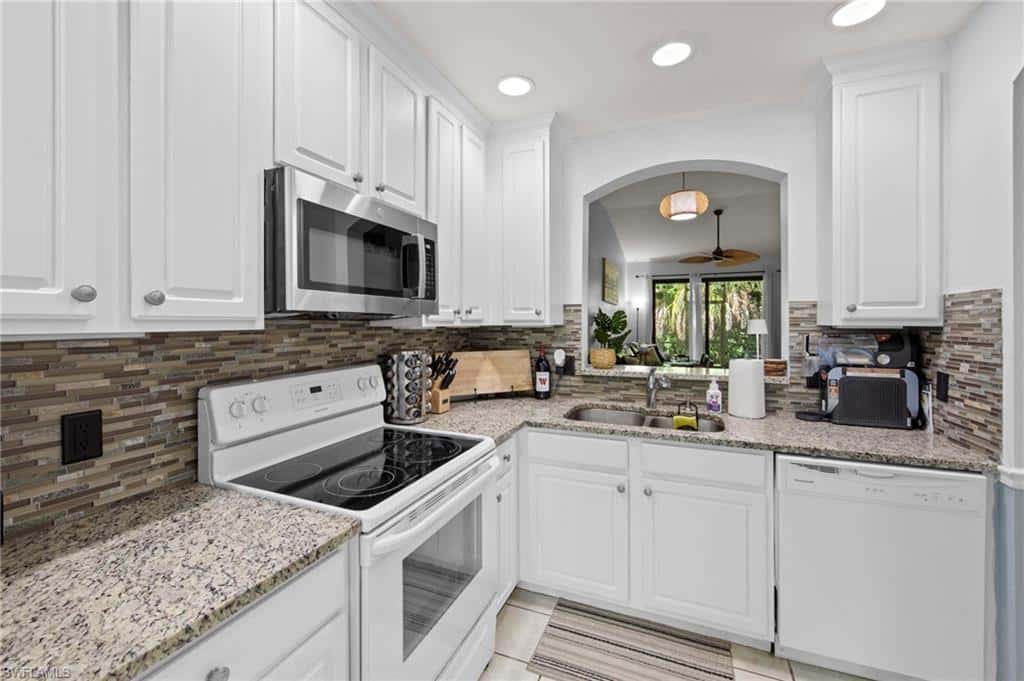 7715 Woodbrook Cir #3402, Naples, photo 11