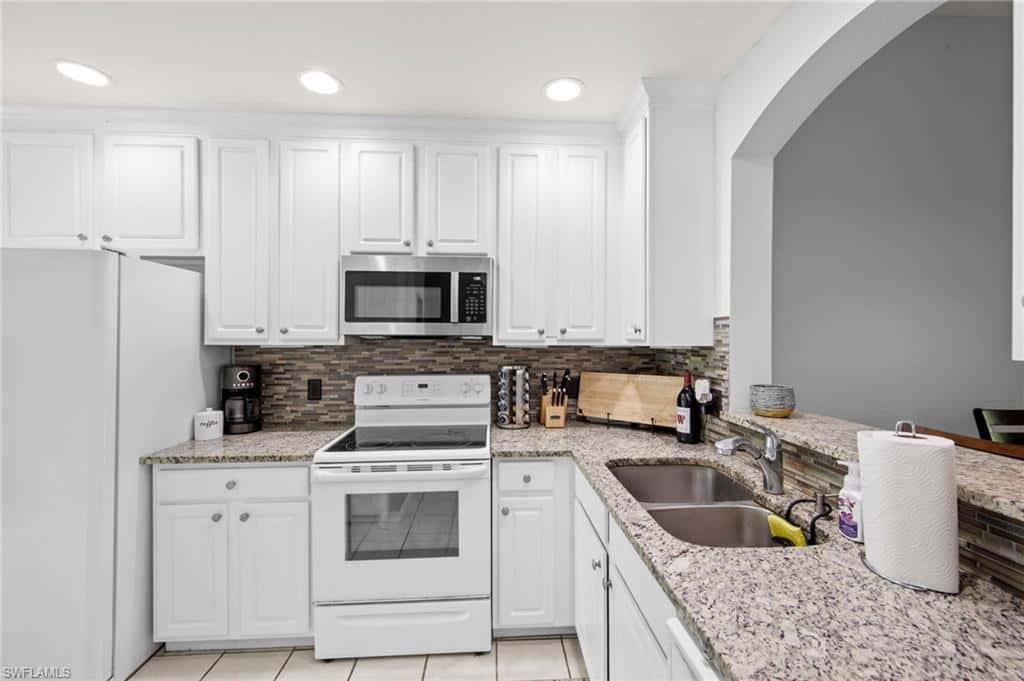 7715 Woodbrook Cir #3402, Naples, photo 8