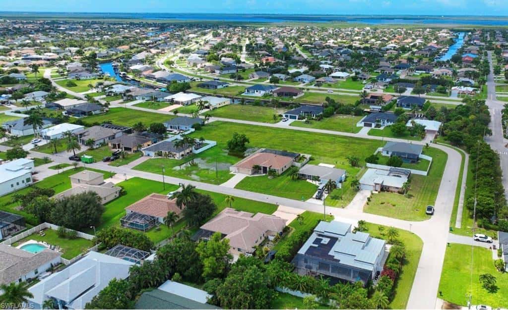 2501 23rd Pl, Cape Coral, photo 43