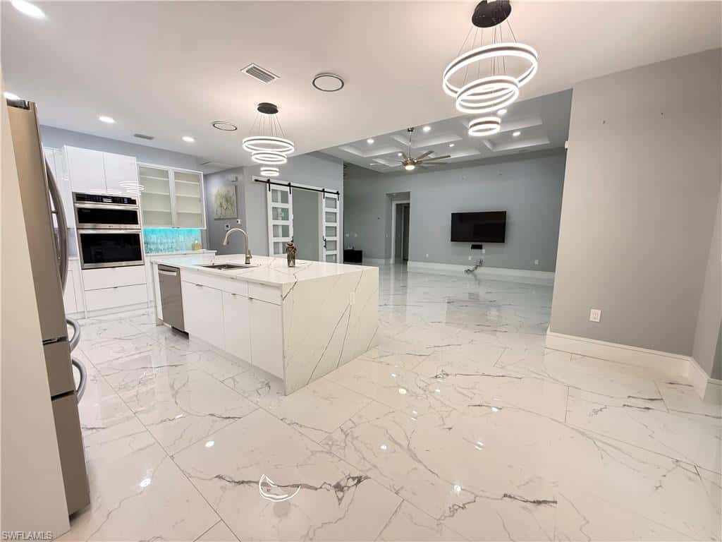 2501 23rd Pl, Cape Coral, photo 14