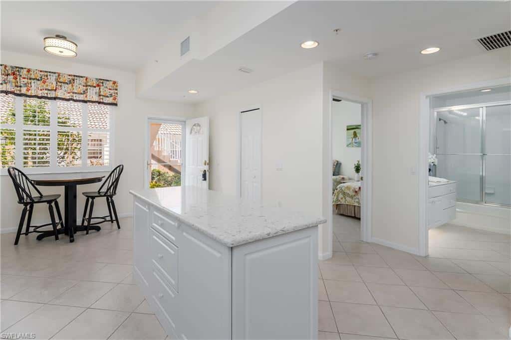 6830 Beach Resort Dr #9, Naples, photo 12