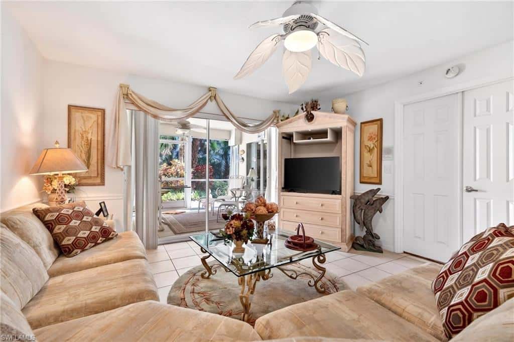 15395 Cedarwood Ln #104, Naples, photo 12