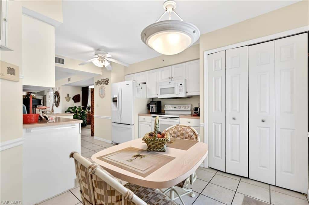 15395 Cedarwood Ln #104, Naples, photo 30
