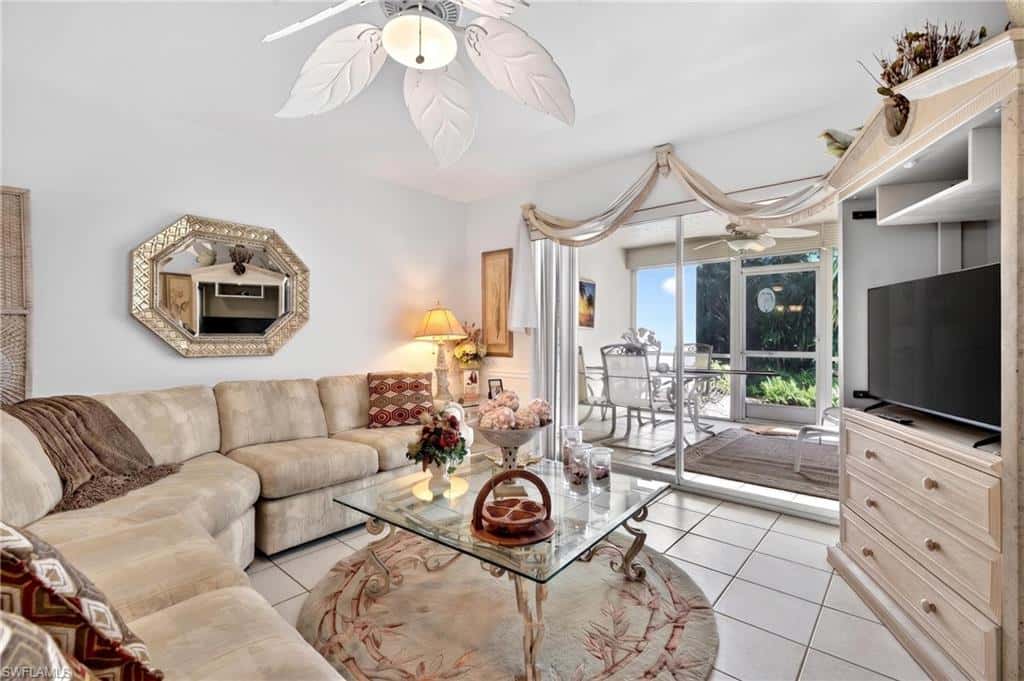 15395 Cedarwood Ln #104, Naples, photo 10
