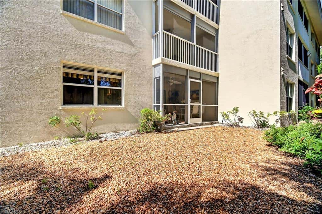 15395 Cedarwood Ln #104, Naples, photo 37