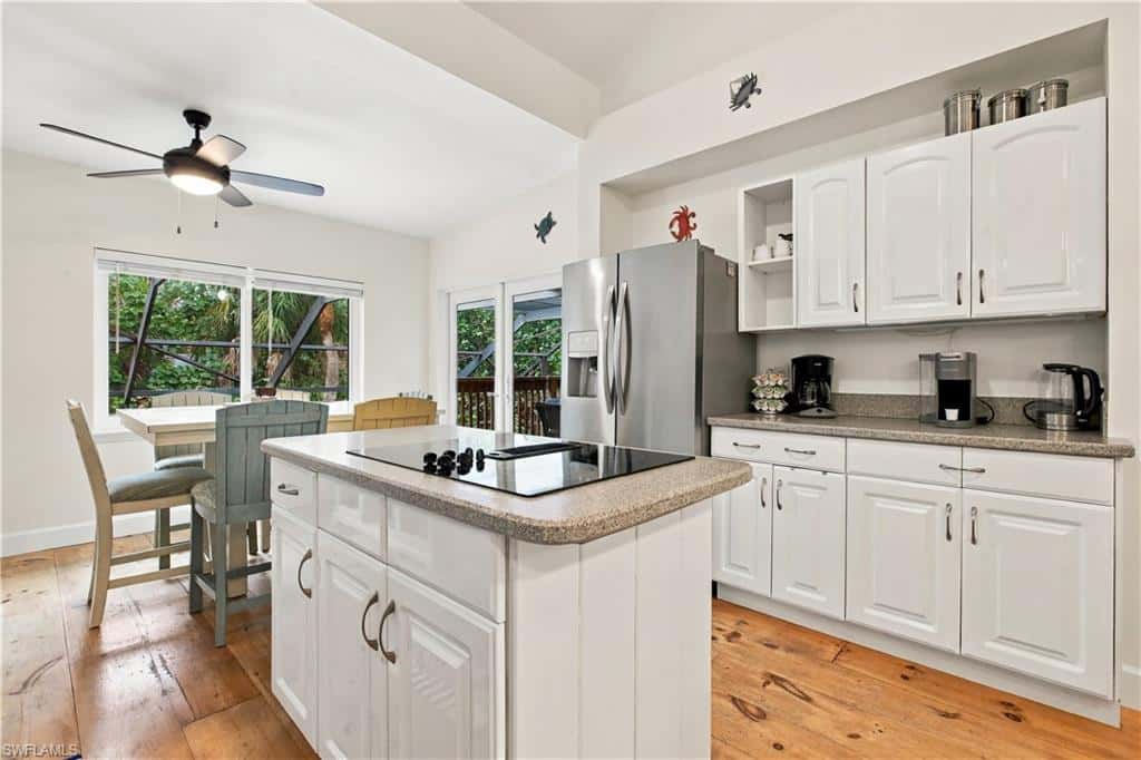 726 Cardium St, Sanibel, photo 13