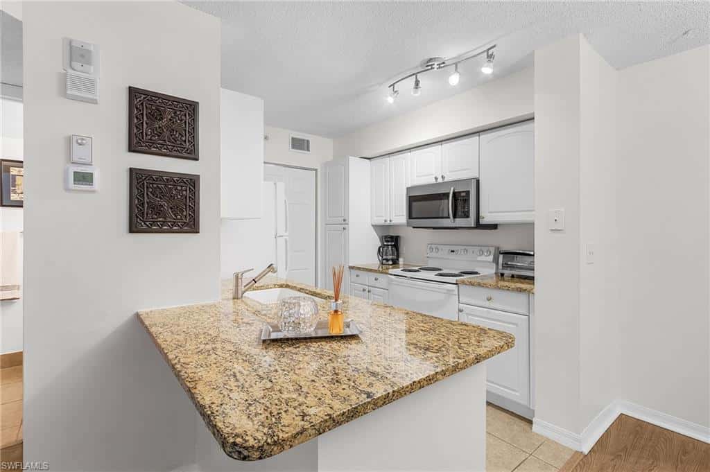 8920 Colonnades Ct #524, Bonita Springs, photo 12