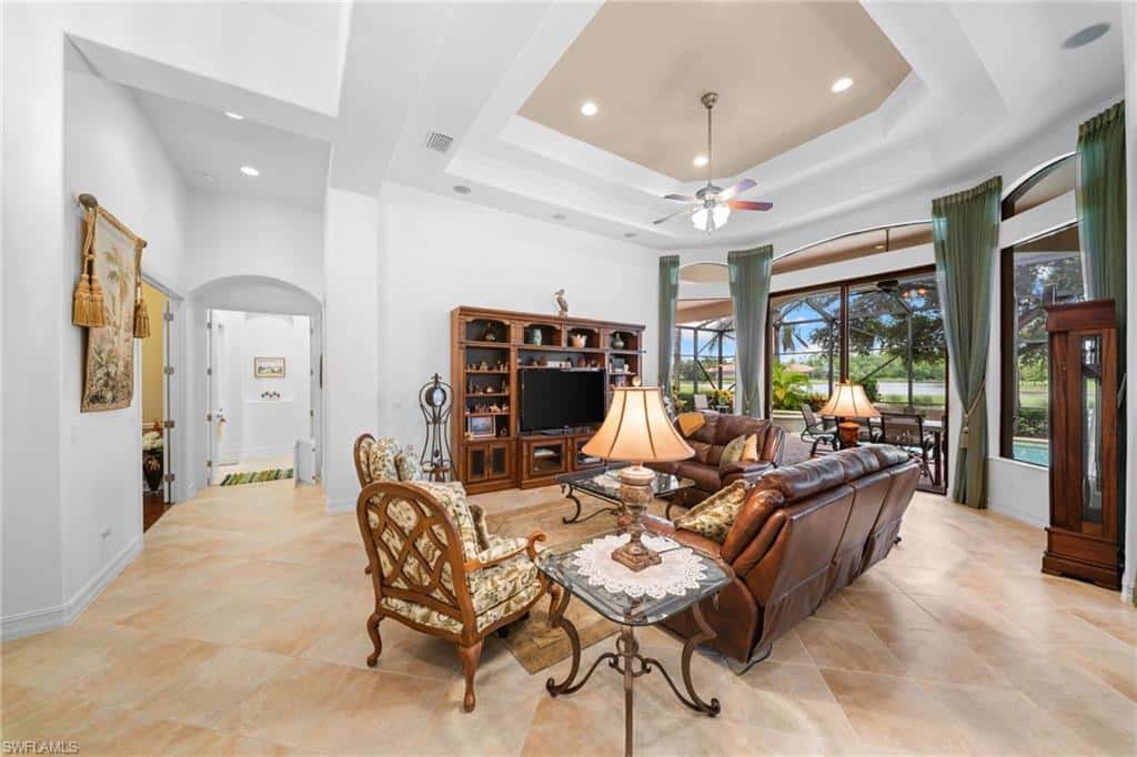 7733 Classics Dr, Naples, photo 7