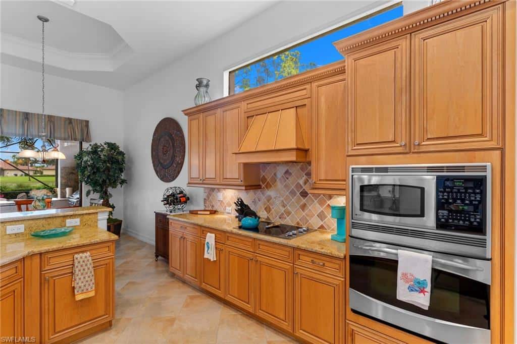 7733 Classics Dr, Naples, photo 24