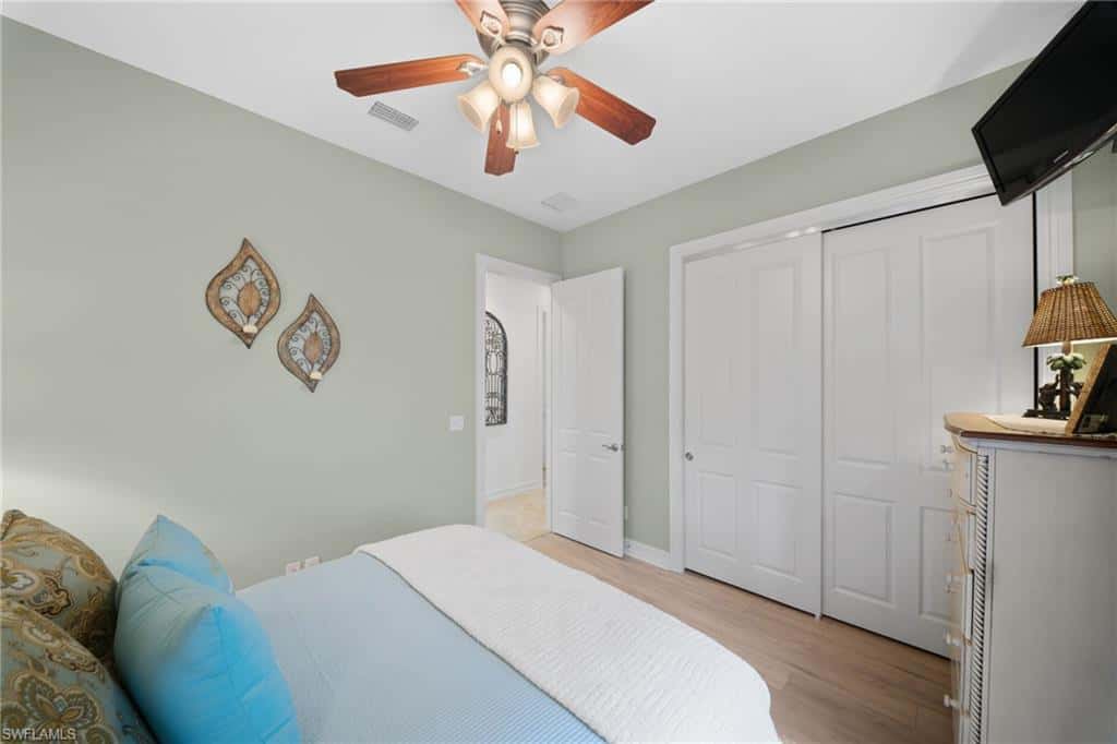 7733 Classics Dr, Naples, photo 30