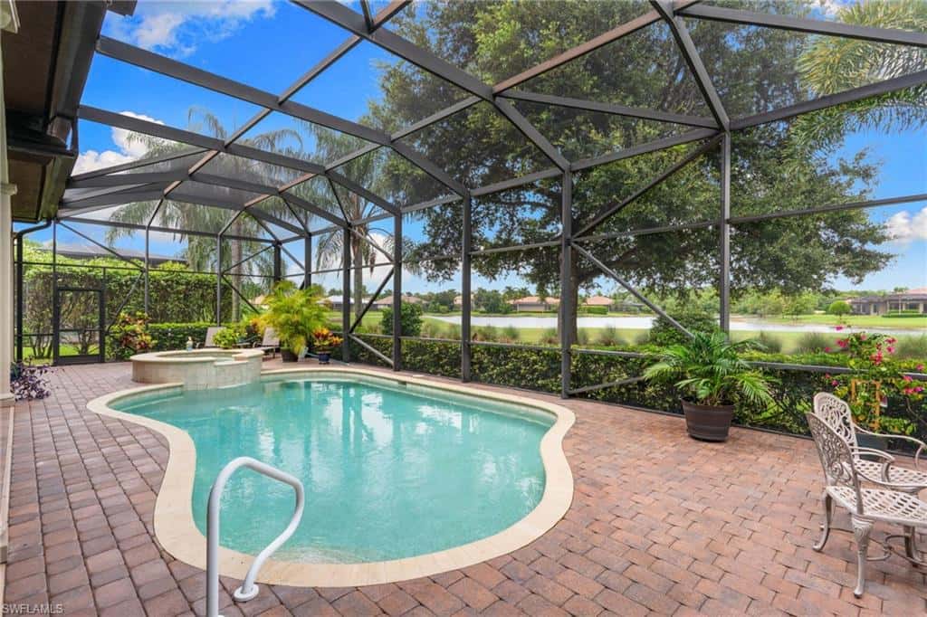 7733 Classics Dr, Naples, photo 34