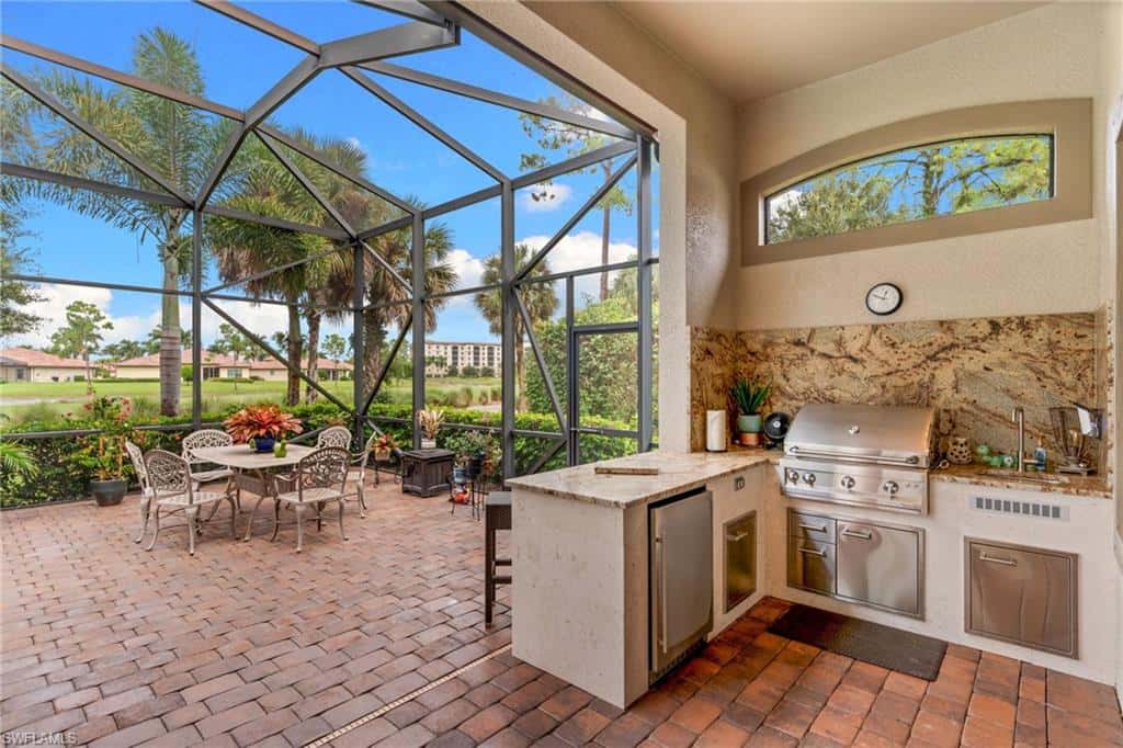 7733 Classics Dr, Naples, photo 33