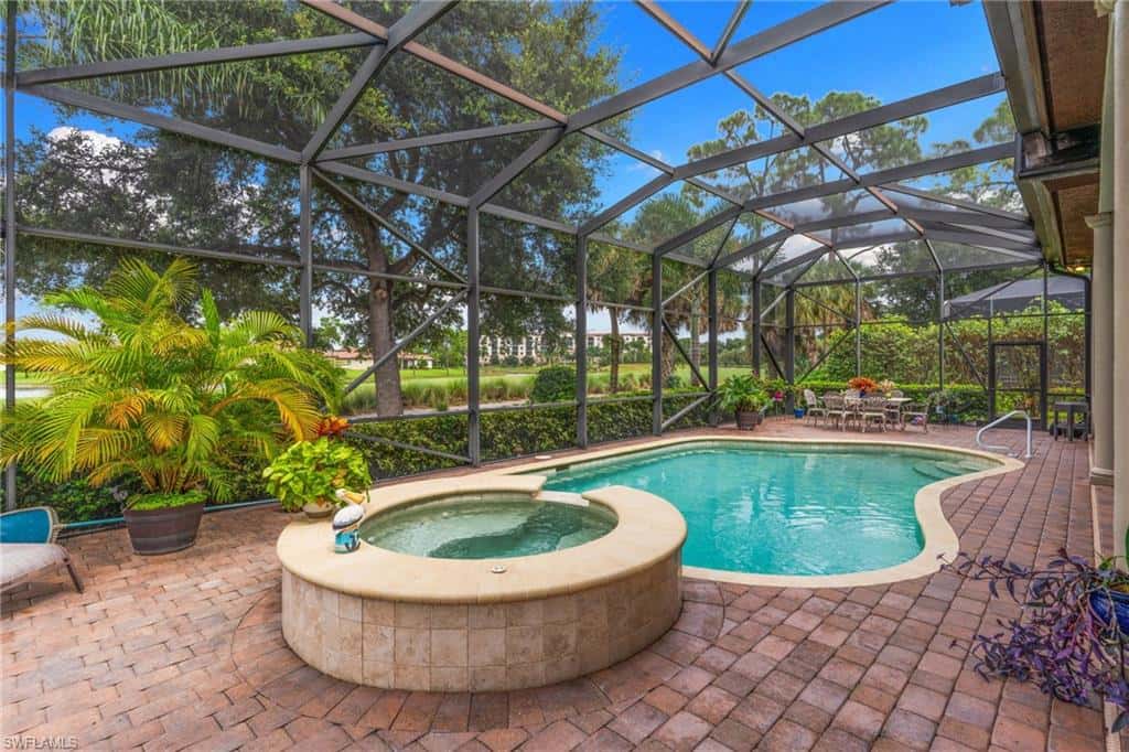 7733 Classics Dr, Naples, photo 39