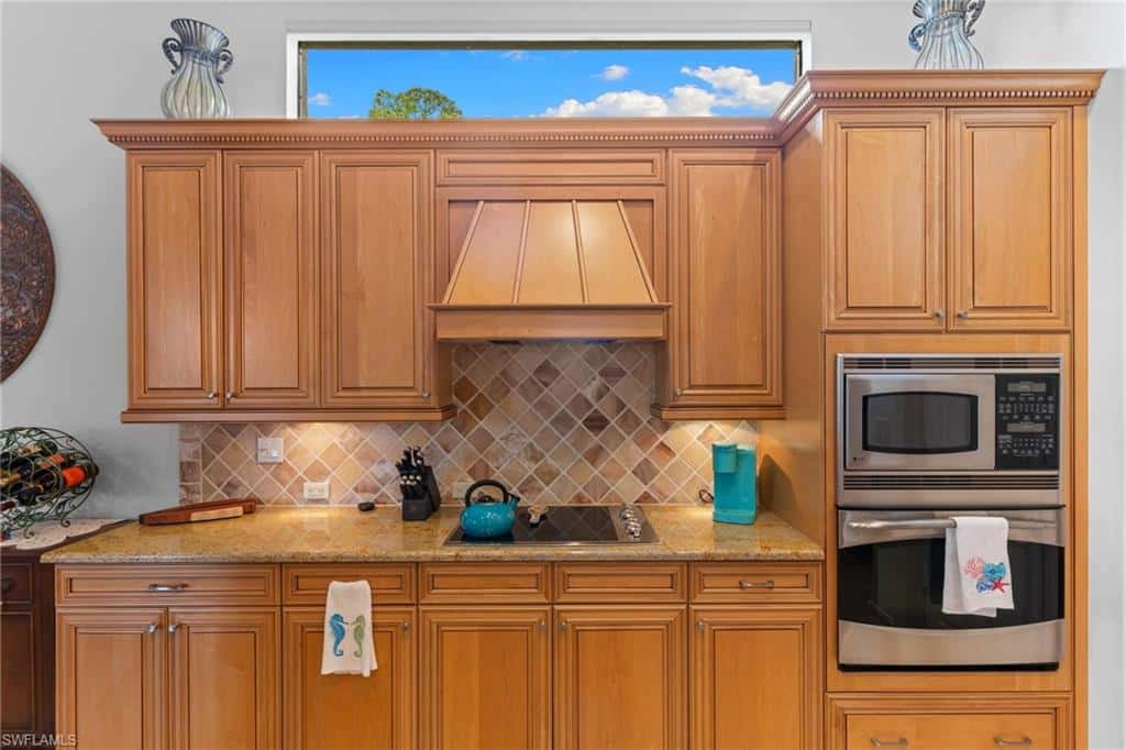 7733 Classics Dr, Naples, photo 25