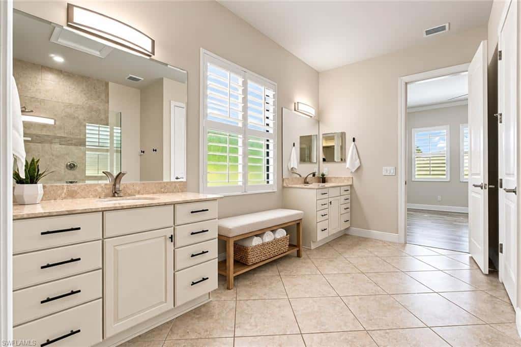 4118 Raffia Dr, Naples, photo 13