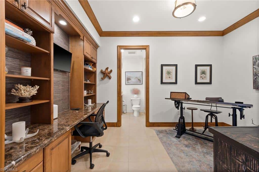 380 10th St #202, Naples, photo 16