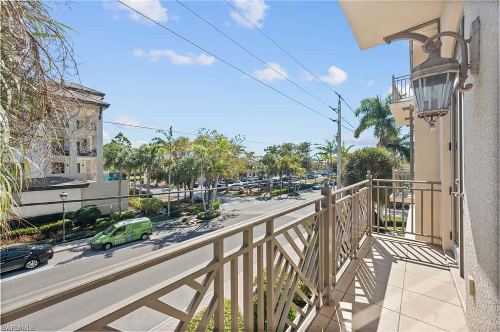 380 10th St #202, Naples, photo 22
