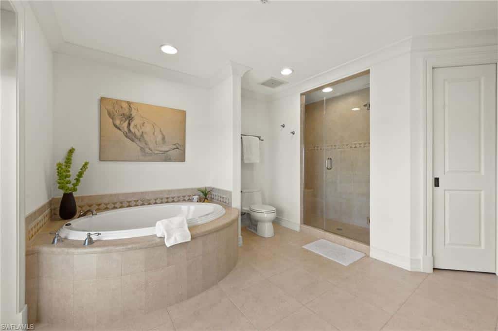 380 10th St #202, Naples, photo 32
