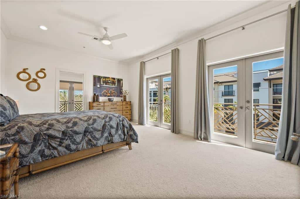380 10th St #202, Naples, photo 38