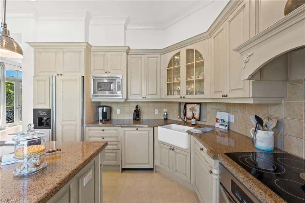 380 10th St #202, Naples, photo 15