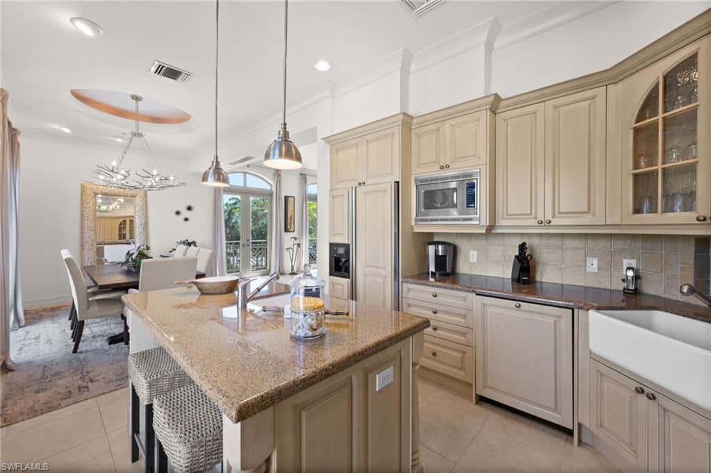 380 10th St #202, Naples, photo 11