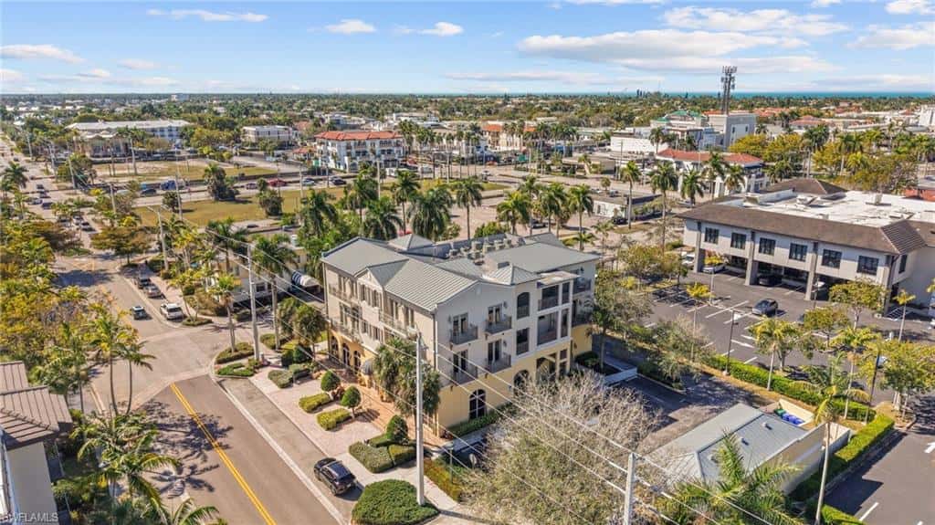 380 10th St #202, Naples, photo 44