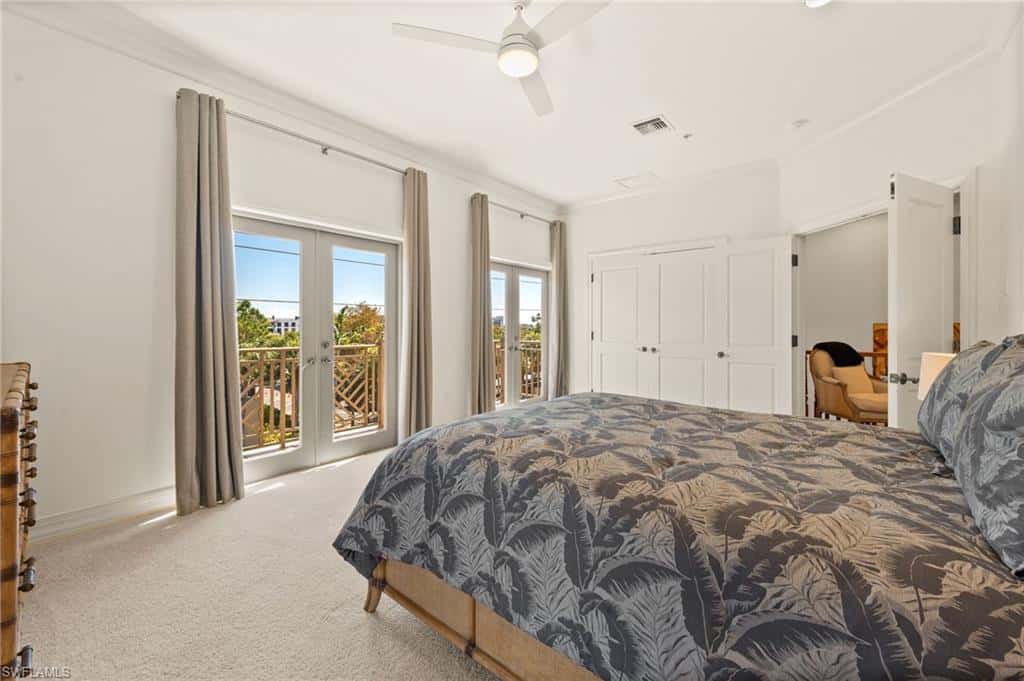 380 10th St #202, Naples, photo 40