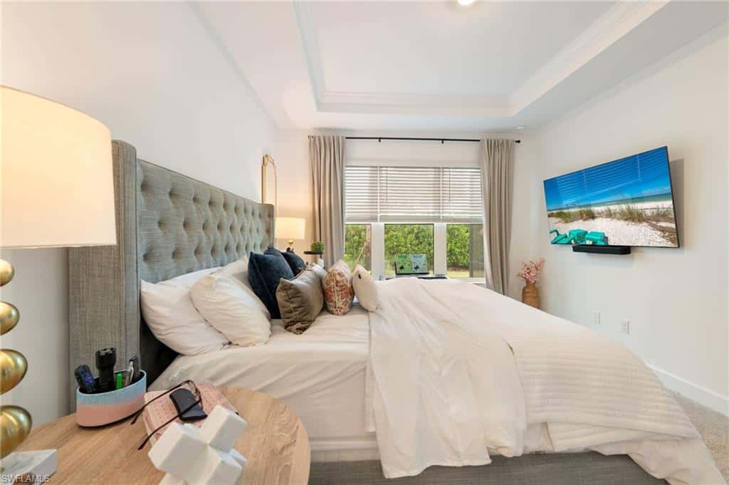 15545 Vittorio St, Naples, photo 17