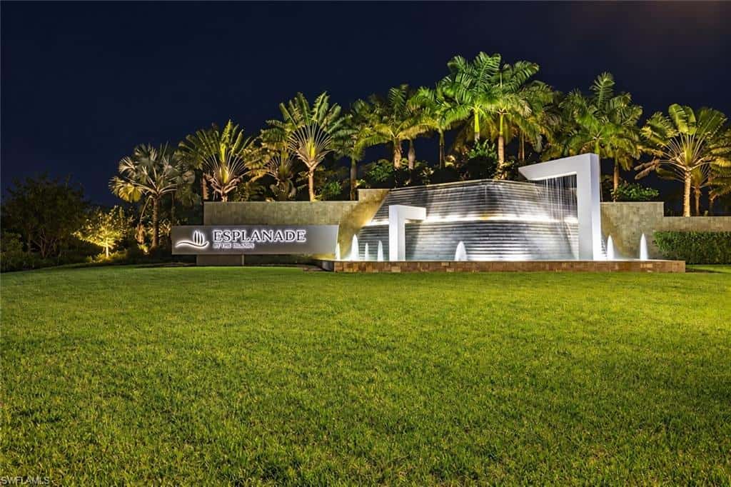 15545 Vittorio St, Naples, photo 44