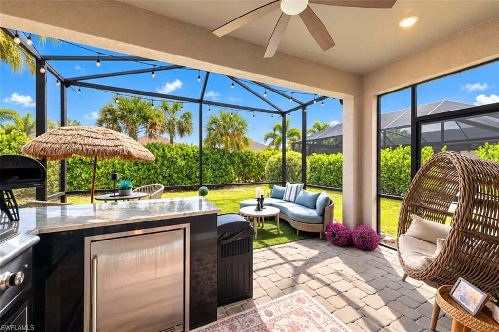 15545 Vittorio St, Naples, photo 25