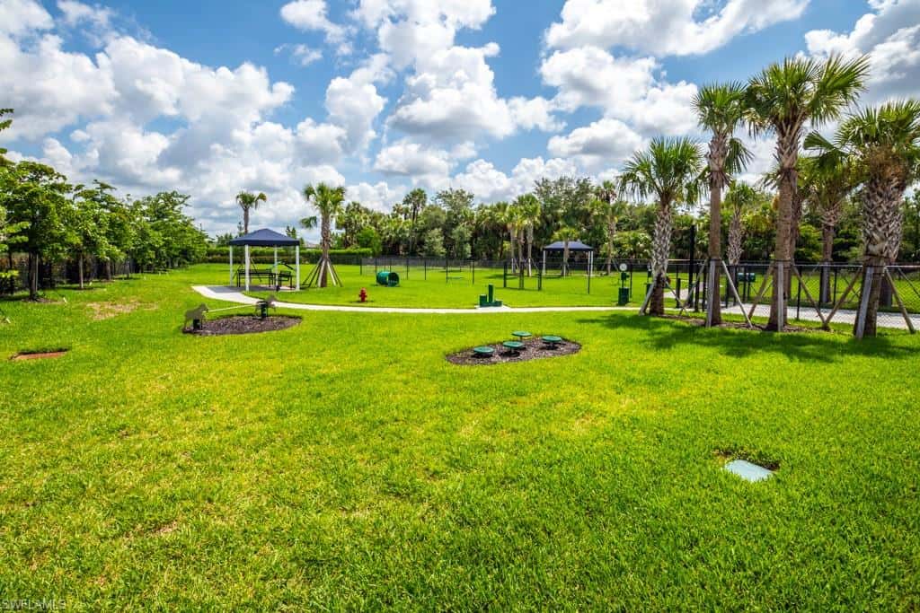 11331 Jacaranda Dr, Naples, photo 44