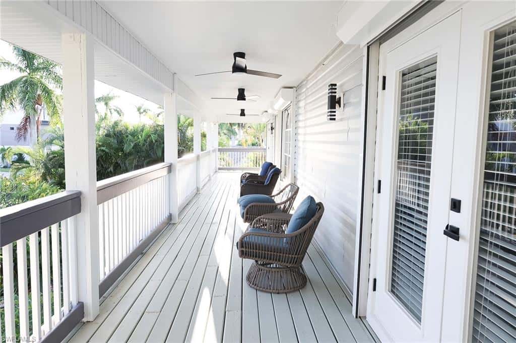 647 Coral Dr, Cape Coral, photo 15