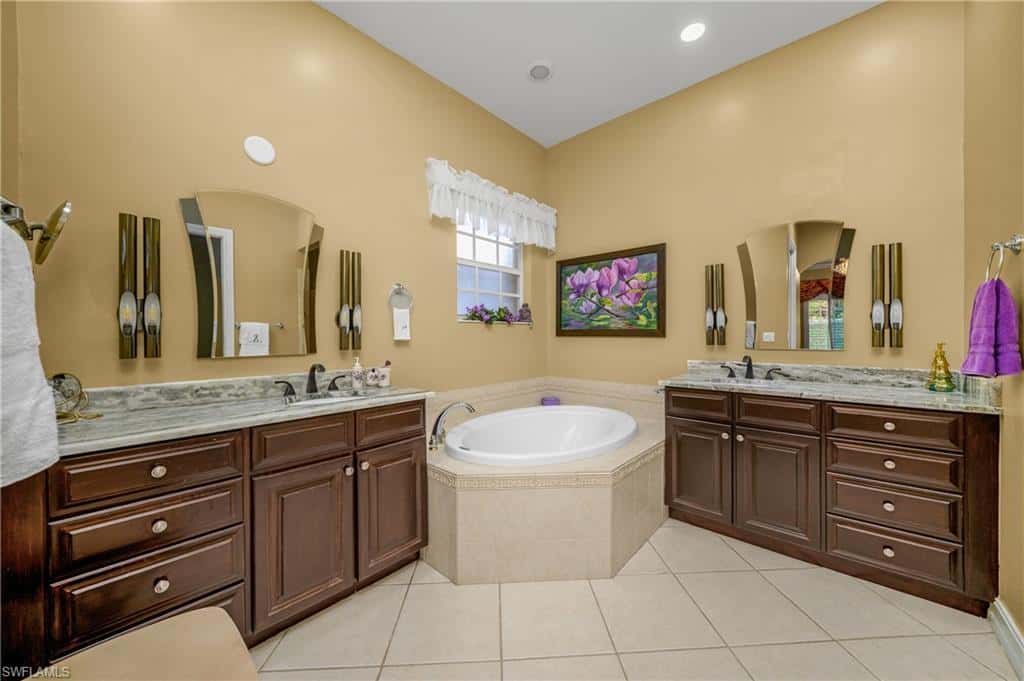 4806 Europa Dr, Naples, photo 28