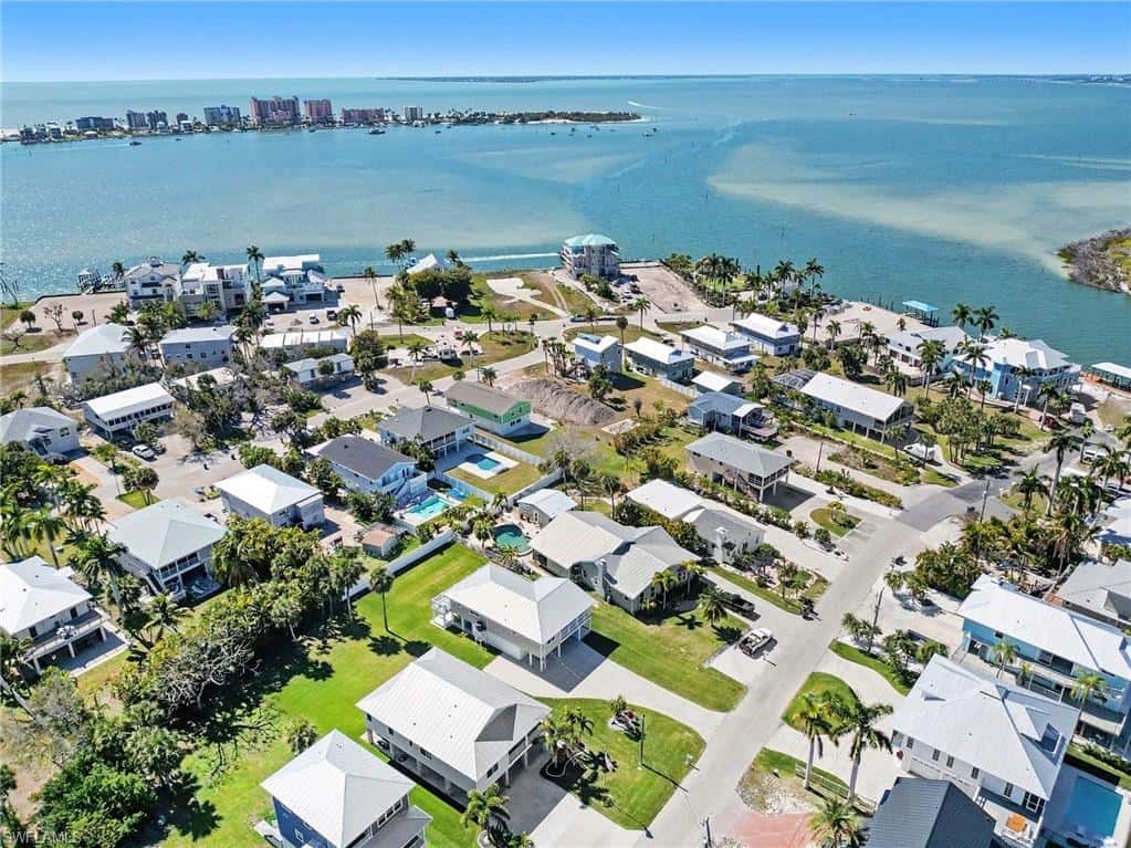 942 Prescott St, Fort Myers Beach, photo 30