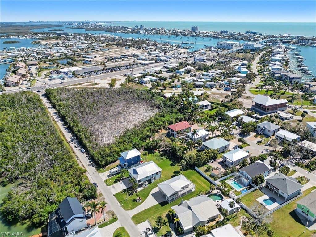 942 Prescott St, Fort Myers Beach, photo 31