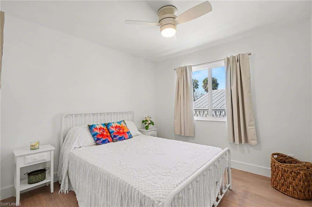 942 Prescott St, Fort Myers Beach, photo 25