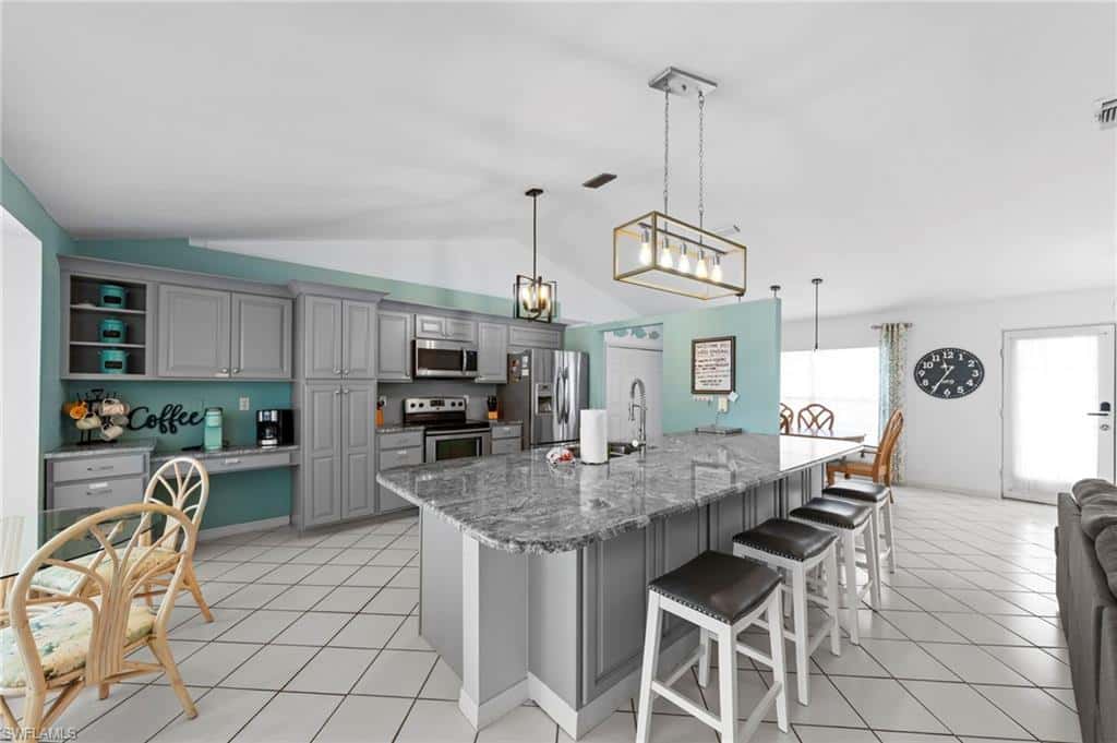 2104 38th Ter, Cape Coral, photo 13