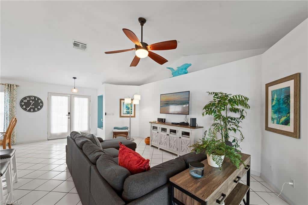 2104 38th Ter, Cape Coral, photo 9