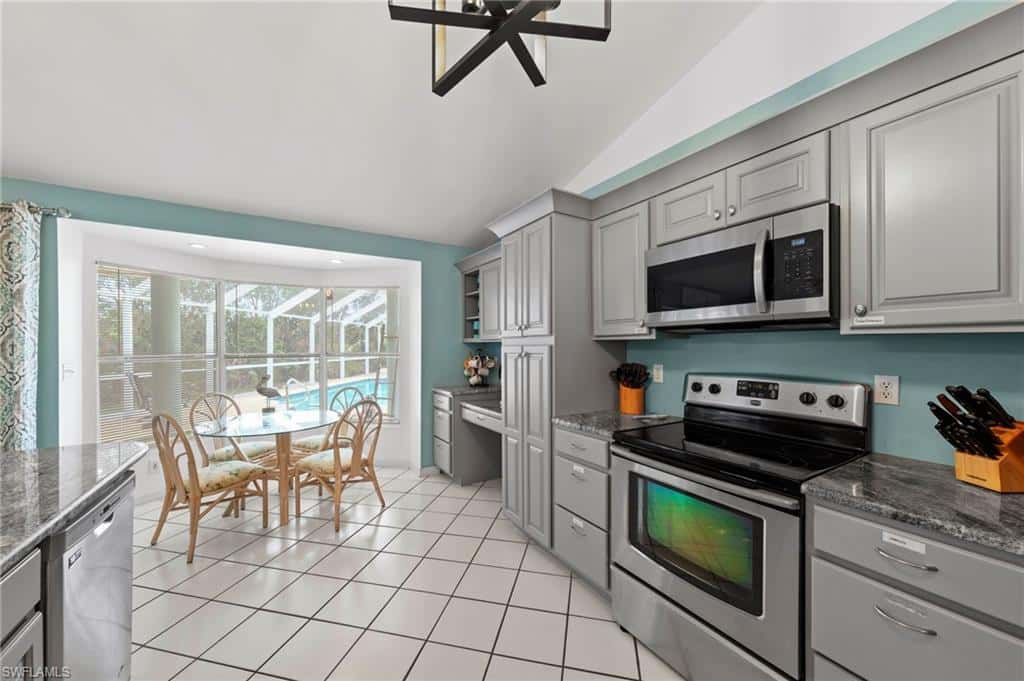 2104 38th Ter, Cape Coral, photo 18