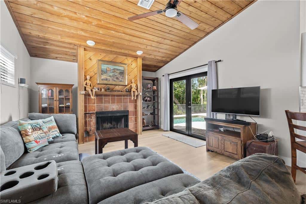 12446 Mcgregor Woods Cir, Fort Myers, photo 5